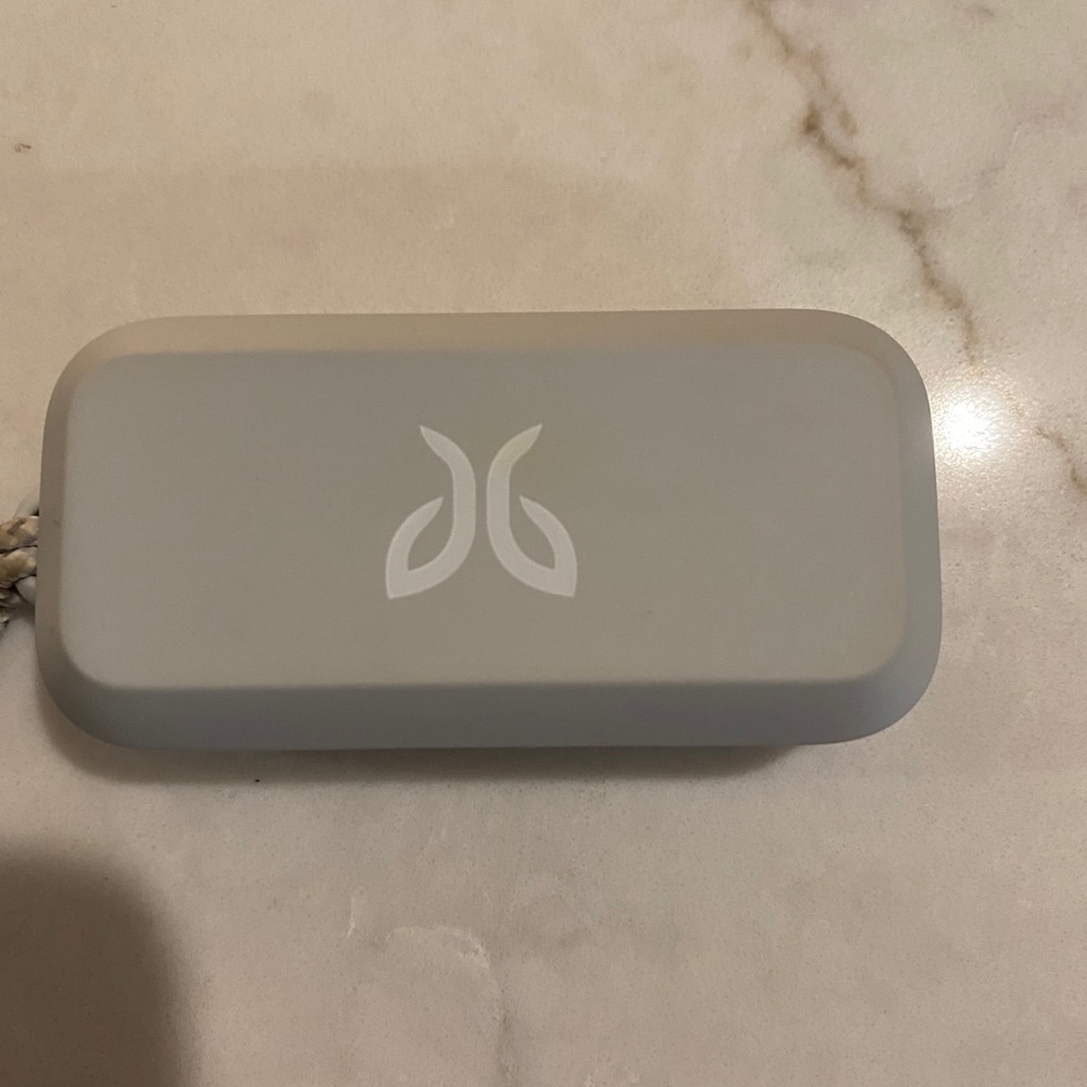 Jaybird Vista Charging Case